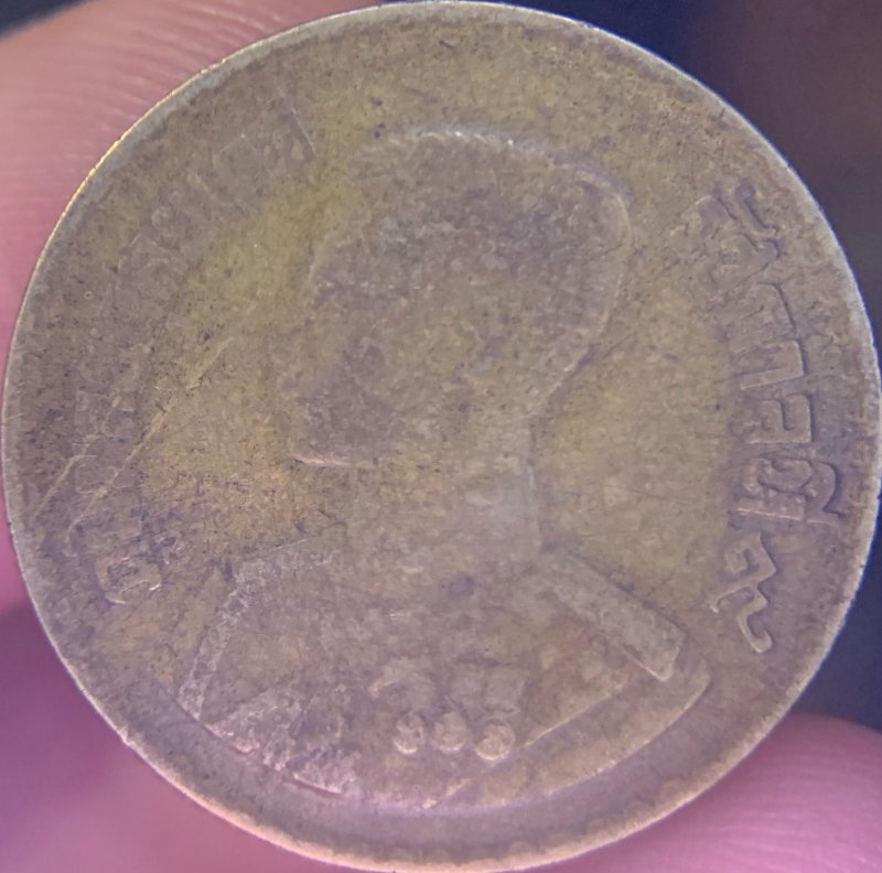 A-Running-Chain-Of-That-Coin-Dude's-World-Coin-Finds.
